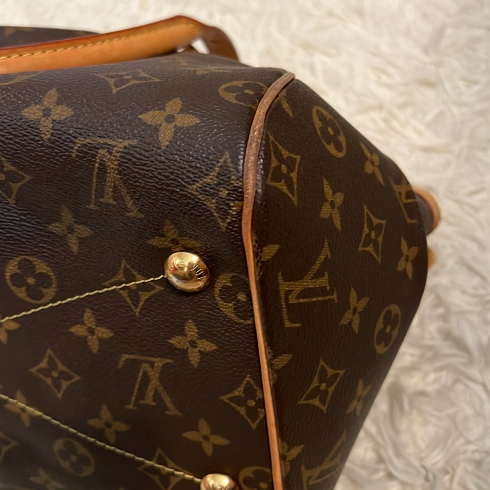 Authentic Louis Vuitton - Picture 4 of 7